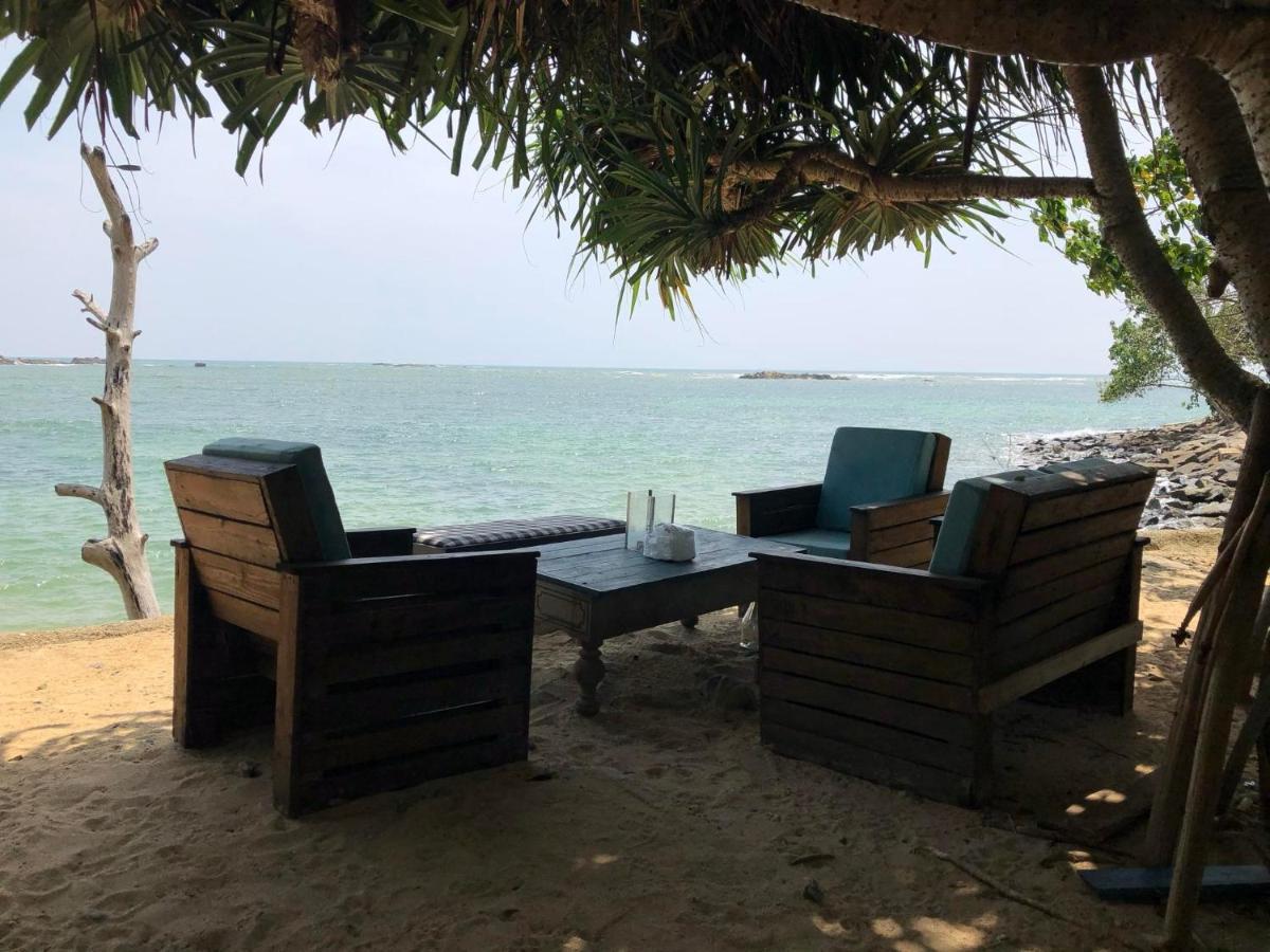 Ocean Beach House Matara Buitenkant foto
